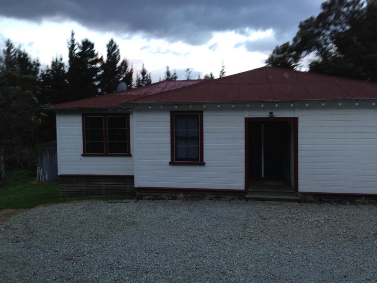 Waipiro Bay Paradise Bed and Breakfast Te Puia Buitenkant foto