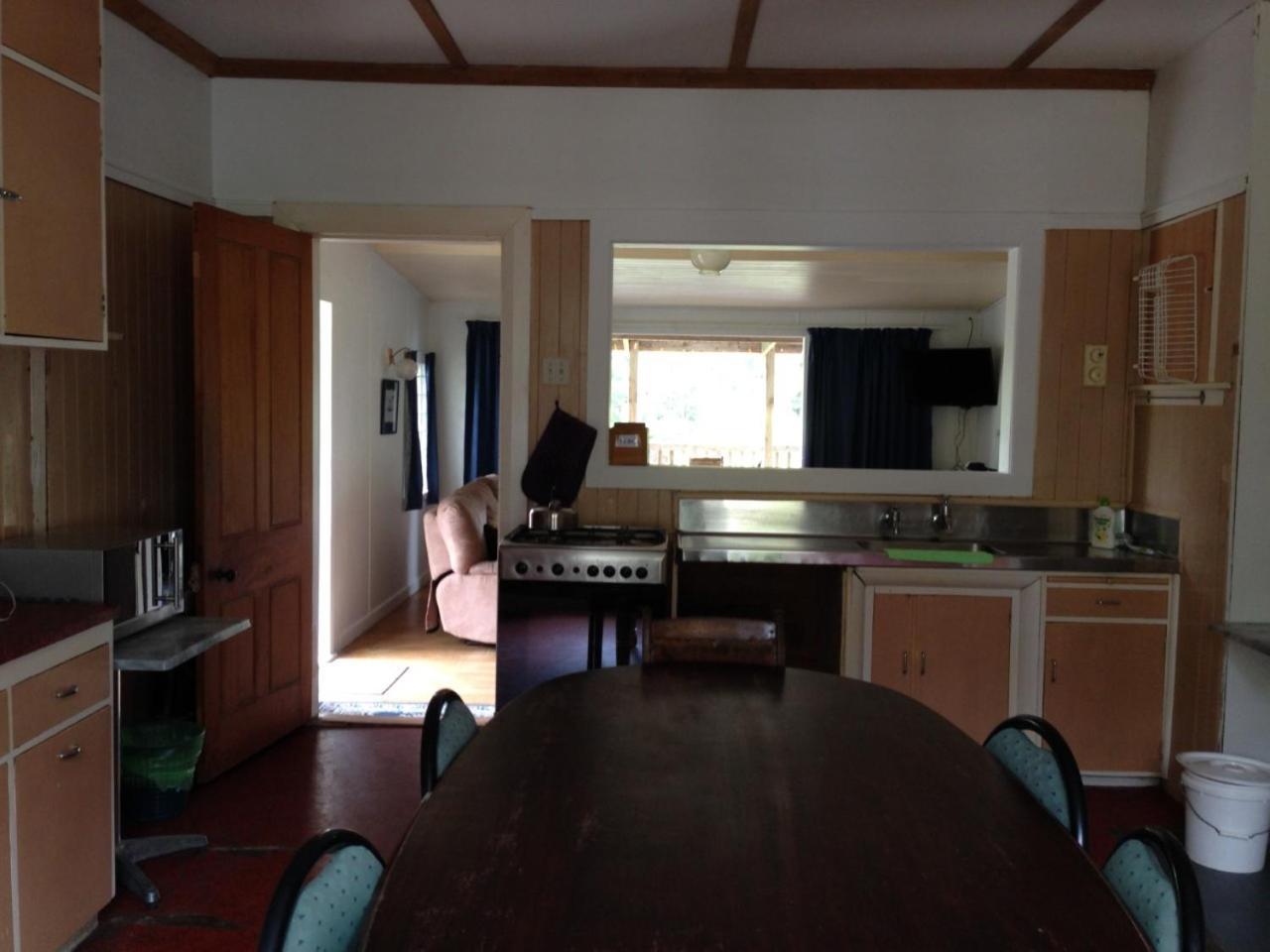 Waipiro Bay Paradise Bed and Breakfast Te Puia Buitenkant foto