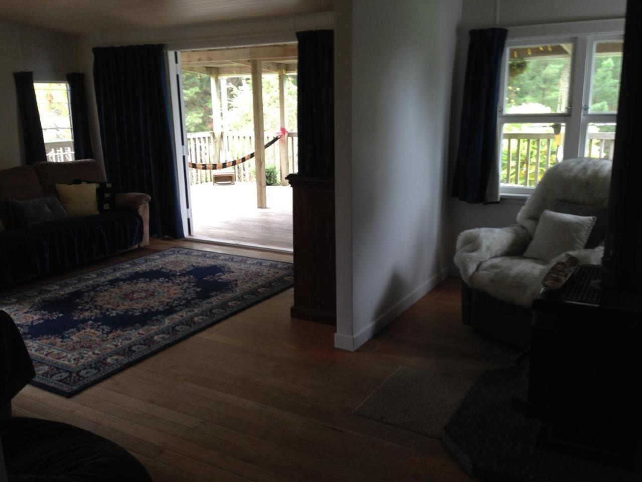 Waipiro Bay Paradise Bed and Breakfast Te Puia Buitenkant foto