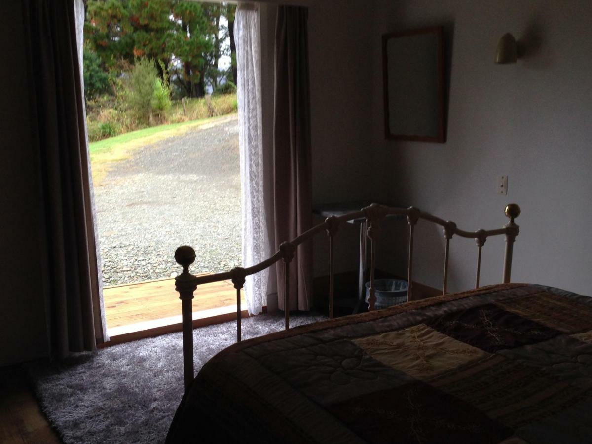 Waipiro Bay Paradise Bed and Breakfast Te Puia Buitenkant foto